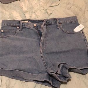 Brand new with tags gap high waisted jean shorts